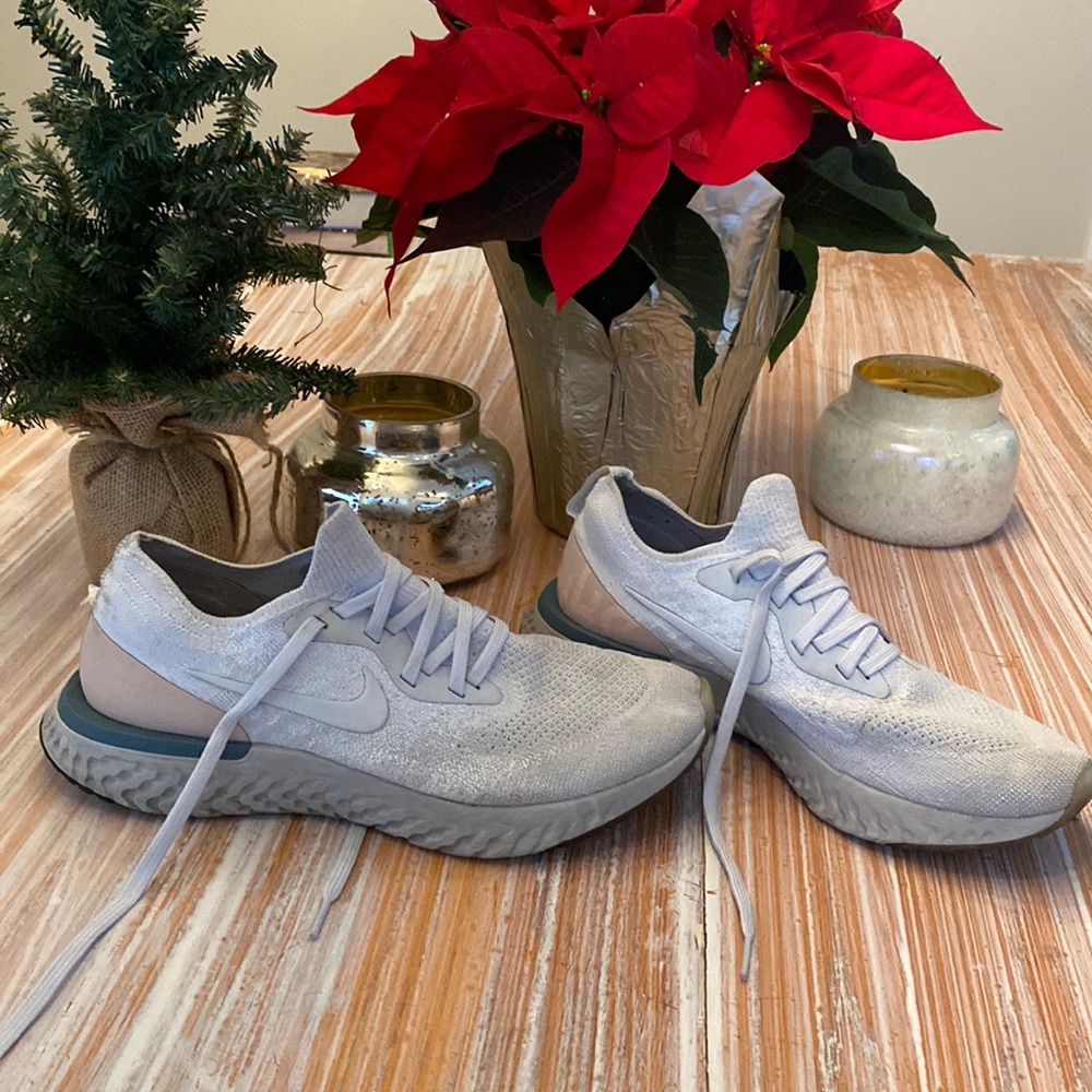 Nike Epic React fly knit running shoes. Size 9 woman’s